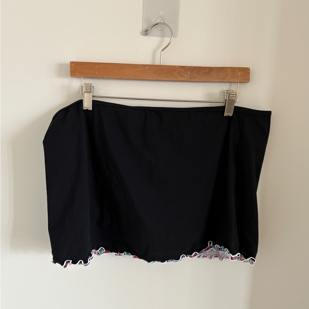 Profile by Gottex Classic Black Swimwear Skort Skirt with Ruched Trim Size 16 - Picture 3 of 9
